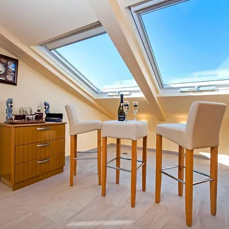 Golden Goose Vendégház 4*