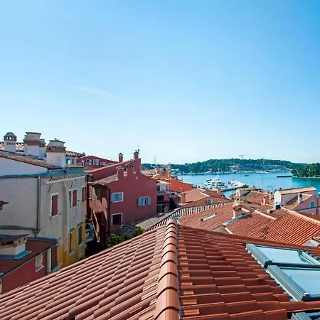 Golden Goose 4* روفينج